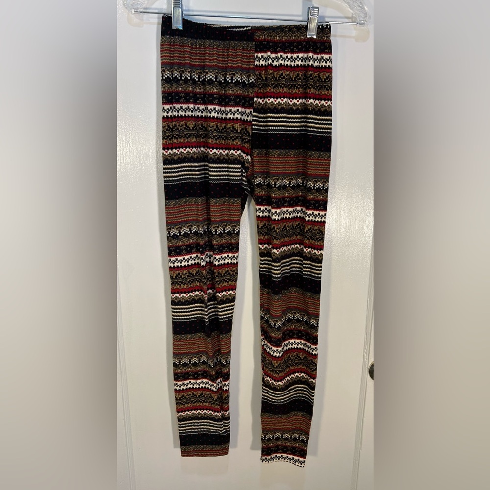 Always Women's Leggings One Size Geometric Pattern Runs Small (Junior?)